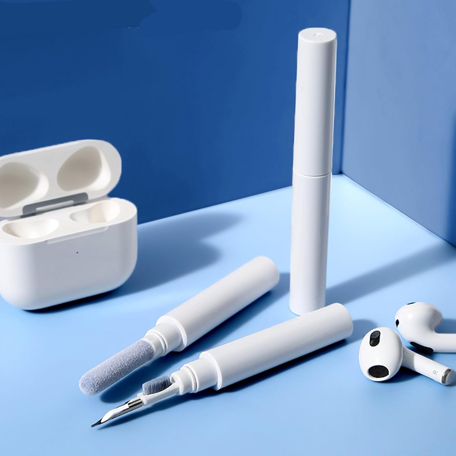 Universal Earbuds Cleaning Kit Dust Earwax Remover Tool for AirPods